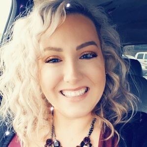 Meet your Posher, Katherine